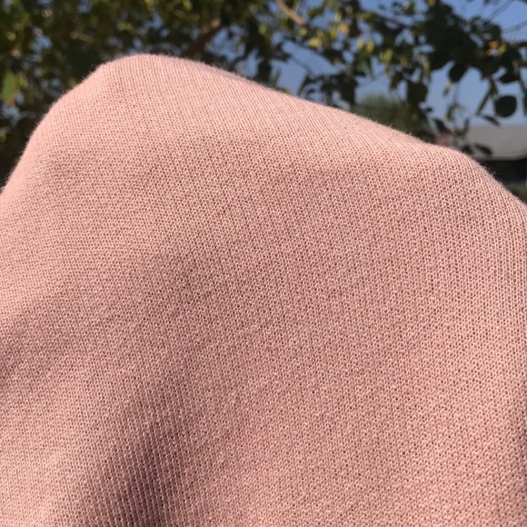 Cozy pink open back sweatshirt (made in Italy) - Picture 4 of 5
